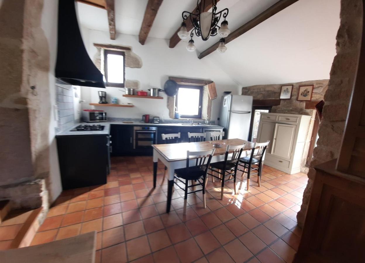 Belle Longere De 10 Couchages - De Vassiviere *